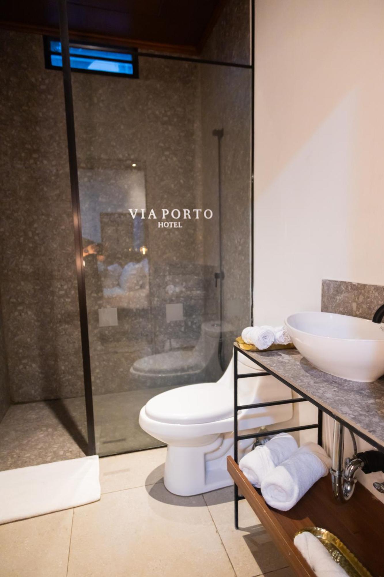 Via Porto Hotel ซานซัลวาดอร์ ภายนอก รูปภาพ