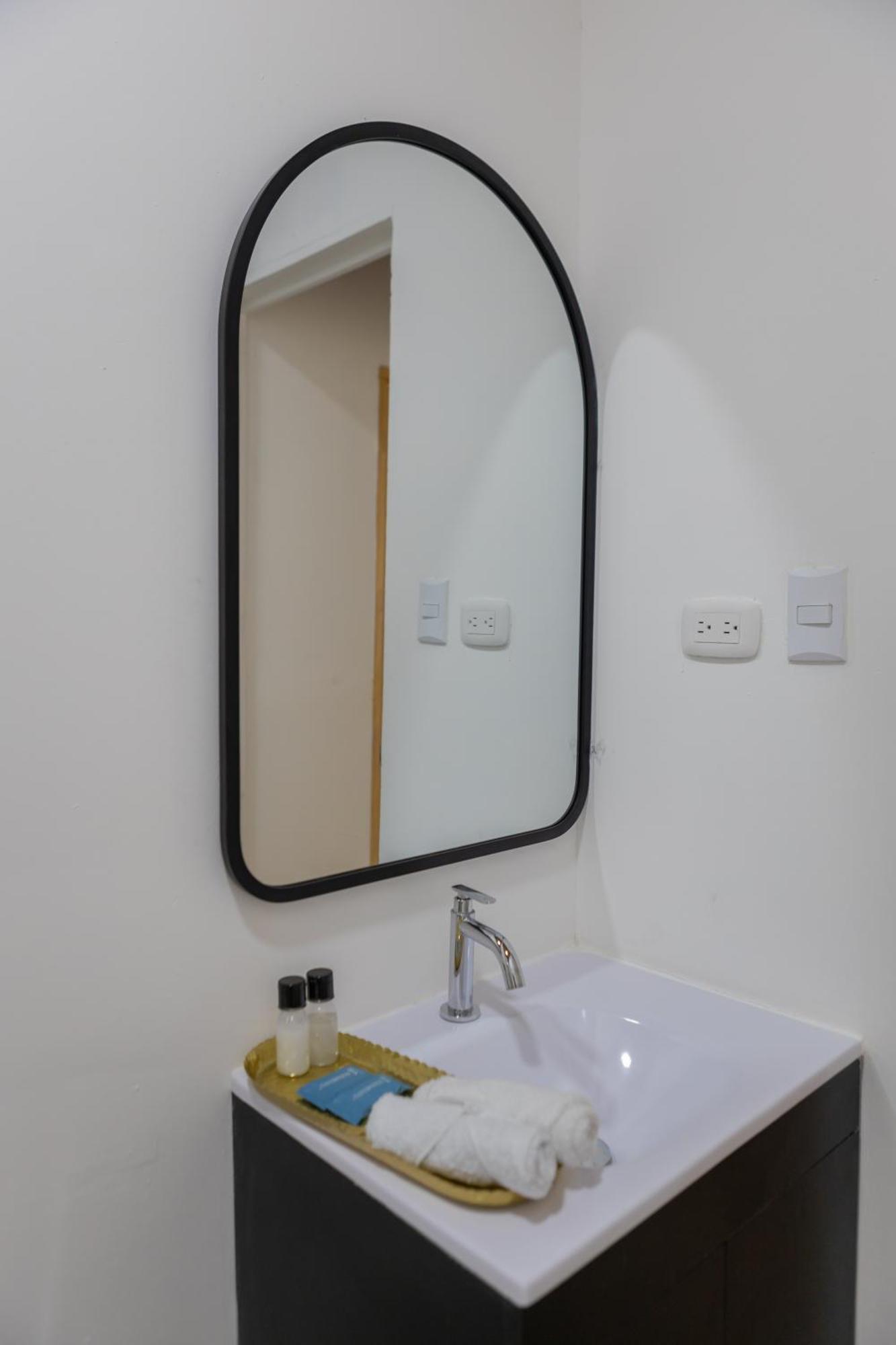 Via Porto Hotel ซานซัลวาดอร์ ภายนอก รูปภาพ