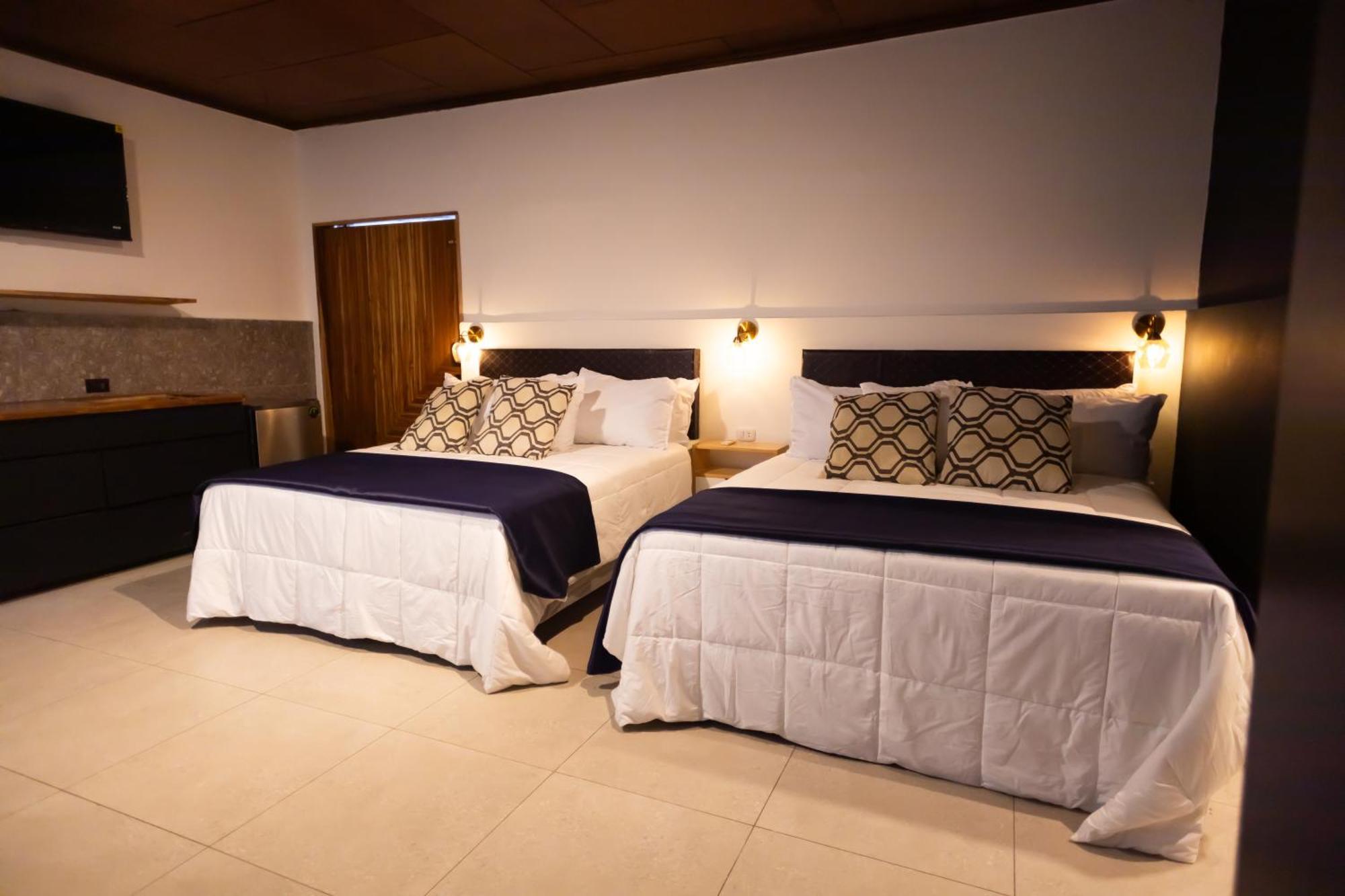 Via Porto Hotel ซานซัลวาดอร์ ภายนอก รูปภาพ