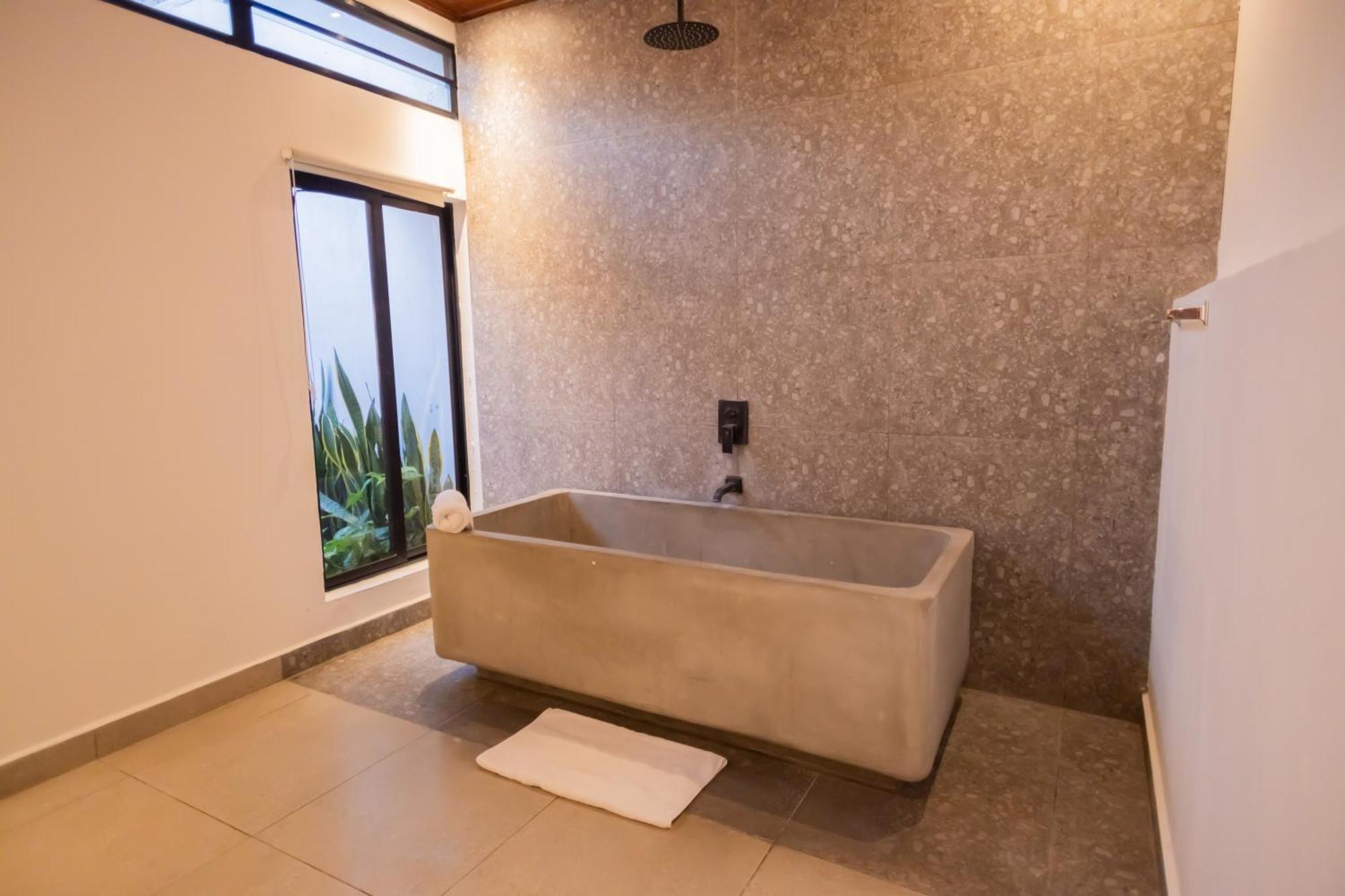 Via Porto Hotel ซานซัลวาดอร์ ภายนอก รูปภาพ